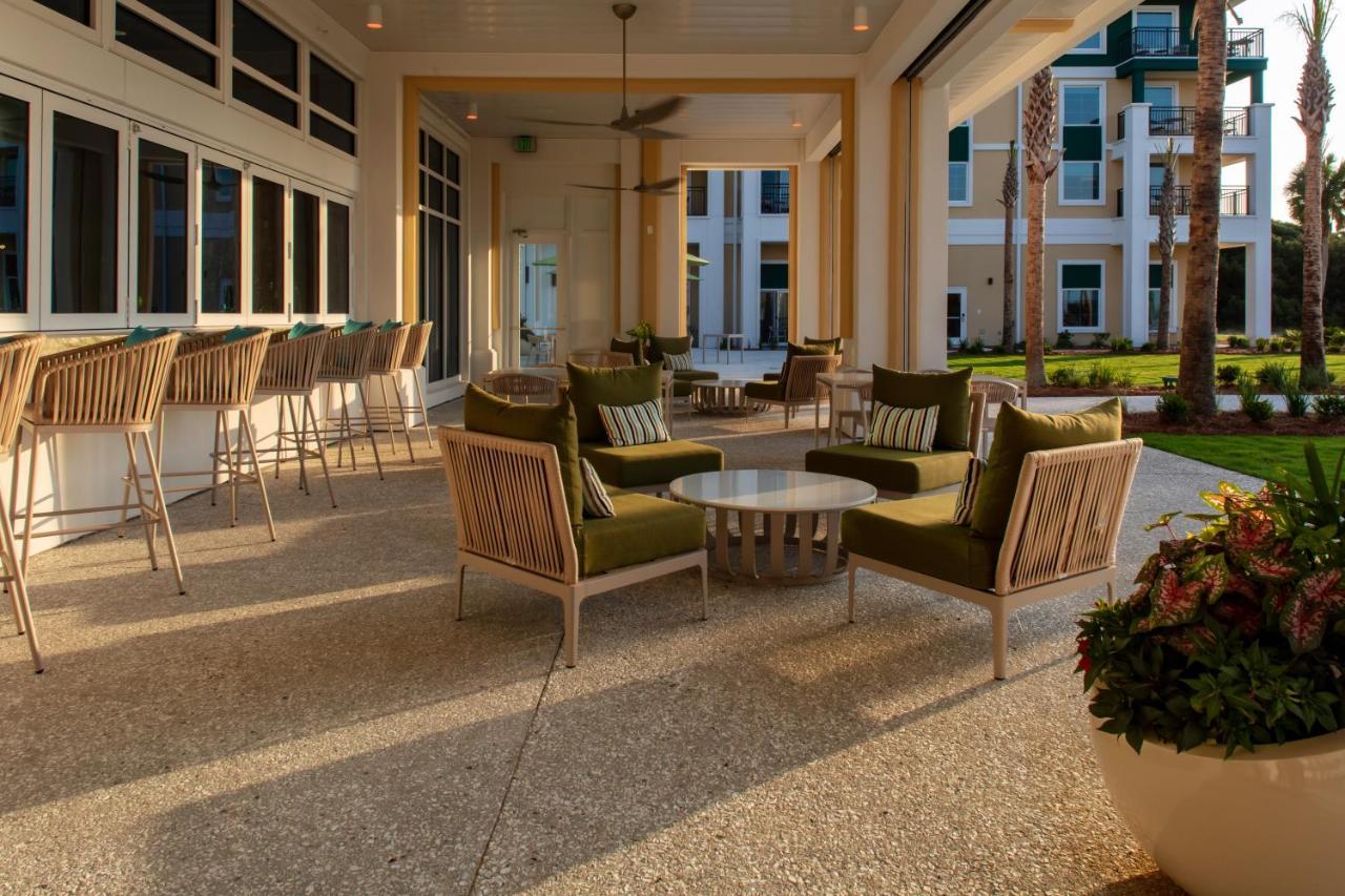 ホテル Courtyard By Marriott ジキル島 エクステリア 写真