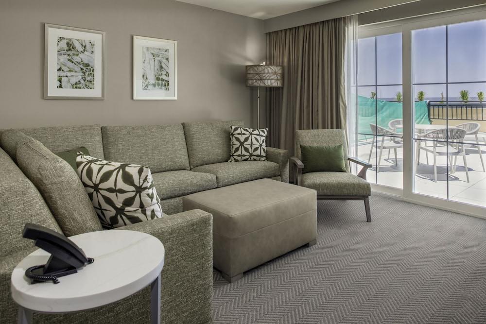 ホテル Courtyard By Marriott ジキル島 エクステリア 写真